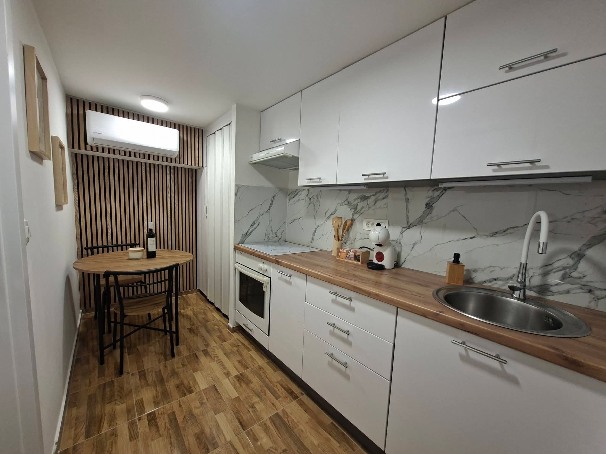 Studio apartman Aria, +385 (0) 95 875 4298