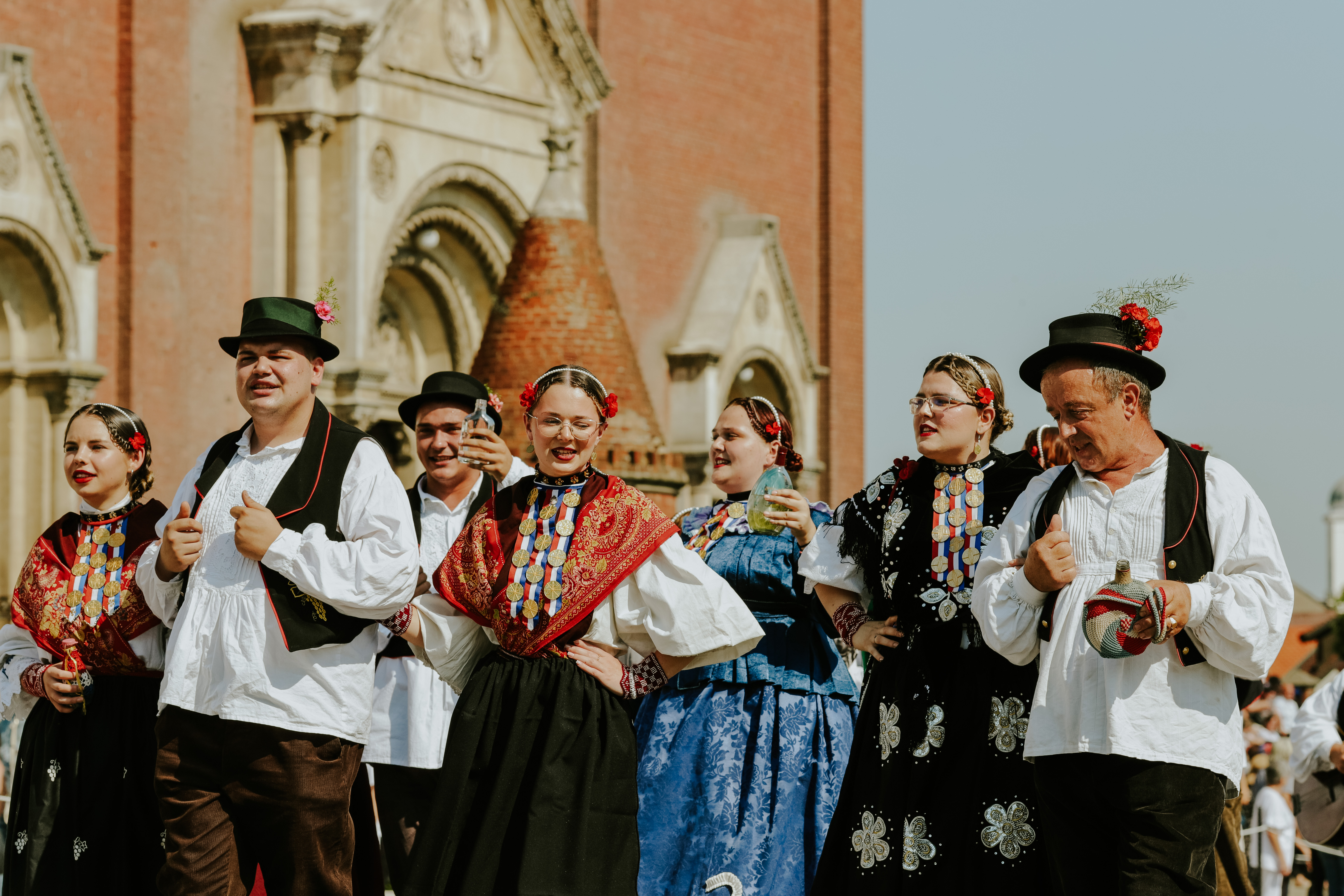 Redoslijed folklornih nastupa na 60. Đakovačkim vezovima